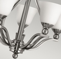 Casa Padrino lampadario Art Deco di lusso argento / bianco Ø 61 x A. 62,5 cm - Lampadario rotondo in metallo con paralumi in vetro - Lampadario soggiorno - Luci Art Deco - Luci di lusso