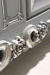 Casa Padrino buffet baroque de luxe gris / marron / crème - Armoire fait main en bois massif avec 2 portes - Meuble de luxe de style baroque - Meuble baroque - Qualité de luxe - Fabriqué en Italie