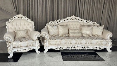 Casa Padrino Luxus Barock Sofa Creme / Weiß / Gold - Prunkvolles Wohnzimmer Sofa - Barockstil Wohnzimmer Möbel - Luxus Möbel im Barockstil - Barock Einrichtung - Wohnzimmer Einrichtung