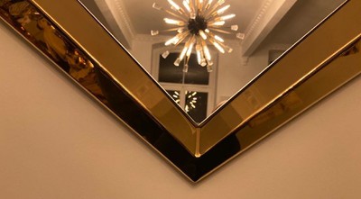 Casa Padrino Luxus Designer Spiegel Gold 81 x H. 157 cm - Achteckiger Metall Wandspiegel - Garderoben Spiegel - Wohnzimmer Spiegel - Luxus Designer Möbel - Luxus Interior
