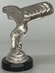 Casa Padrino sculpture en bronze de luxe spirit of ecstasy dame aux ailes argent / noir 15 x 15 x H. 21 cm - Noble figure en bronze avec socle en marbre - Décoration de bureau - Décoration de luxe