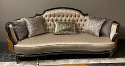 Casa Padrino sofá barroco de lujo oro / negro / oro - Magnífico sofá de salón - Muebles de salón estilo barroco - Muebles de lujo estilo barroco - Muebles barrocos - Noble y Magnífico