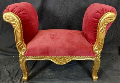 Casa Padrino baroque stool red / gold - Handmade antique style stool - Baroque style stool - Living room furniture in baroque style - Baroque style furniture - Baroque furniture