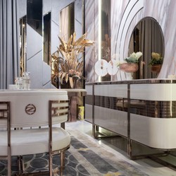 Casa Padrino set da sala da pranzo di lusso crema / bianco / rame - 1 Tavolo da Pranzo di Lusso e 8 Sedie da Pranzo di Lusso - Mobili per sala da pranzo - Mobili di lusso - Arredamento di lusso