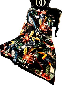 Manta de lujo Pompöös de Casa Padrino selva negro / multicolor con muchos pedrería - Manta Pompöös diseñada por Harald Glööckler Manta de lujo Pompöös de Casa Padrino selva negro / multicolor con muchos pedrería - Manta Pompöös diseñada por Harald Glööckler