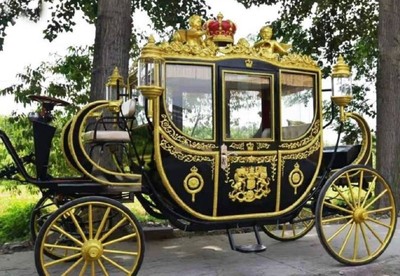 Casa Padrino baroque horse drawn carriage black / gold / red - Magnificent carriage in baroque style - Baroque wedding carriage - Baroque royal carriage - Baroque furniture - Noble & Magnificent