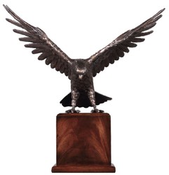 Casa Padrino escultura decorativa de lujo águila bronce / marrón 40 x 20 x A. 37 cm - Escultura decorativa de bronce con base de madera - Figura decorativa de bronce - Decoración de escritorio
