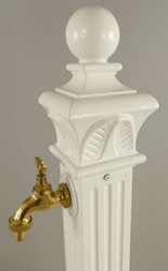 Casa Padrino Art Nouveau garden water column white / gold 33 x 29 x H. 83 cm - Nostalgic aluminum water pump with brass faucet - Baroque & Art Nouveau garden accessories