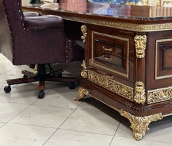 Casa Padrino scrivania barocco di lusso marrone / oro - Magnifico tavolo da ufficio in legno massello - Mobili per ufficio di lusso in stile barocco - Mobili barocchi - Arredi per ufficio barocchi