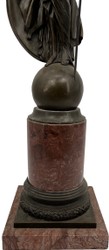 Casa Padrino sculpture décorative Art Nouveau de luxe déesse à la lance bronze / rouge 22 x 26 x H. 108 cm - Sculpture en bronze avec socle en marbre - Figurine bronze XXL - Sculpture bronze XXL