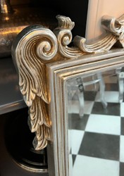 Casa Padrino espejo barroco plata - Espejo de pared hecho a mano con elegantes decoraciones - Magnífico espejo de pared de estilo barroco - Espejo de guardarropa barroco - Muebles barrocos