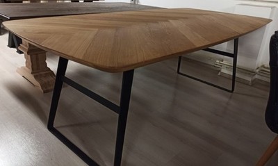 Casa Padrino mesa de comedor de lujo marrón / negro 250 x 100 x A. 77 cm - Mesa de cocina rectangular tablero de parquet de roble - Muebles de comedor de madera maciza - Muebles de comedor de lujo