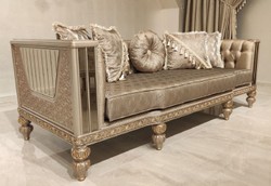 Casa Padrino divano barocco Chesterfield di lusso oro / grigio / oro - Magnifico divano da soggiorno - Mobili da soggiorno in stile barocco - Mobili di lusso in stile barocco - Nobile e Magnifico