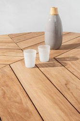 Casa Padrino luxury garden table natural / white Ø 160 x H. 77 cm - Garden dining table with teak top and aluminum legs - Garden & patio table - Luxury garden & patio furniture