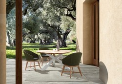 Casa Padrino luxury garden table natural / white Ø 160 x H. 77 cm - Garden dining table with teak top and aluminum legs - Garden & patio table - Luxury garden & patio furniture