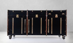 Casa Padrino credenza di lusso in ottica valigia nero / marrone / ottone 200 x 48 x A. 101 cm - Armadio valigia in legno massello con ruote - Armadio ufficio - Armadio soggiorno - Mobili di lusso