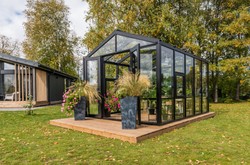 Casa Padrino Luxury Garden House Black 400 x 300 x H. 276.2 cm - Solid Wood Garden House with Glass Windows and Glass Doors - Greenhouse - Luxury Garden Houses - Luxury Greenhouses