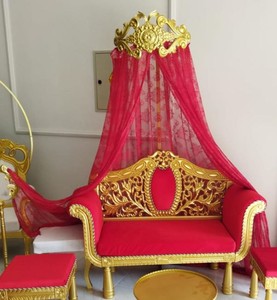 Casa Padrino divano barocco di lusso rosso / oro - Divano da soggiorno in legno massello fatto a mano con velluto pregiato e baldacchino - Mobili barocchi - Nobile e Magnifico