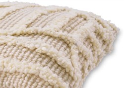 Quadratisches Luxus Deko Kissen Elfenbein Square Luxury Decorative Pillow Ivory