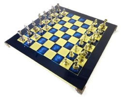 Casa Padrino ensemble de jeu d'échecs de luxe noir / bleu / or / argent / laiton 36 x 36 cm - Échiquier en laiton peint à la main avec pièces d'échecs en métal - Accessoires de décoration de luxe