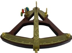 Casa Padrino Sextant de Style Ancien de Luxe Marron / Laiton 27,5 x 6,5 x H. 32 cm - Rapporteur Marin - Accessoires de Décoration Marins - Accessoires de Décoration de Style Ancien de Luxe