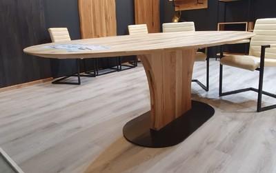Casa Padrino table à manger de luxe naturel / noir 240 x 120 x H. 77 cm - Table de cuisine ovale en bois massif - Meuble en bois massif - Meuble de salle à manger - Meuble de luxe