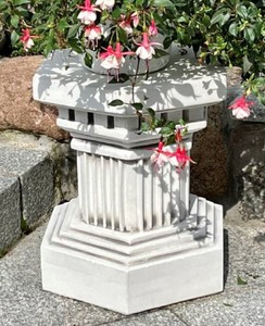 Casa Padrino pilastro decorativa da giardino barocco bianco / grigio 40 x 40 x A. 43 cm - Pilastro in pietra in stile antico - Magnifica pilastro da giardino - Decorazione di giardini barocchi