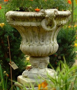 Casa Padrino vaso di fiori decorativo da giardino barocco grigio chiaro 73 x 67 x A. 70 cm - Vaso per piante in stile barocco - Decorazione da giardino barocco - Accessori decorazione barocco