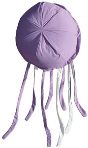 Casa Padrino Luxus Sitzsack Qualle Lila / Weiß Ø 80 x H. 35 cm - Schwimmender Sitzsack - Handgefertigtes Sitzkissen - Garten Deko - Terrassen Deko - Pool Deko - Luxus Accessoires
