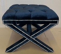 Casa Padrino sgabello Neo Classico di lusso nero / argento 56 x 54 x A. 46 cm - Sgabello da soggiorno - Sgabello a croce stile vintage - Mobili da soggiorno - Mobili di lusso