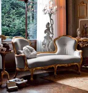 Casa Padrino Luxus Barock Sofa Grau / Gold - Prunkvolles Barockstil Wohnzimmer Sofa - Luxus Wohnzimmer Möbel im Barockstil - Barock Möbel - Luxus Qualität - Made in Italy