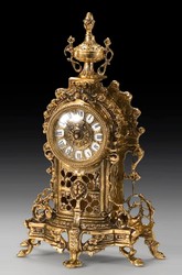Casa Padrino reloj de mesa barroco de lujo oro 23 x A. 37 cm - Reloj de bronce hecho a mano estilo barroco - Reloj de escritorio barroco - Decoracion escritorio barroco - Accesorios barrocos