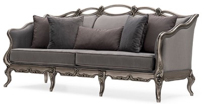 Casa Padrino Luxus Barock Wohnzimmer Sofa Grau / Silber - Handgefertigtes Barockstil Sofa mit dekorativen Kissen - Luxus Wohnzimmer Möbel im Barockstil - Barock Möbel - Edel & Prunkvoll