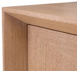 Luxus Sideboard mit 4 Türen Naturfarben Messing Luxury Sideboard with 4 Doors Natural Brass