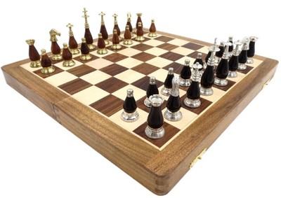 Casa Padrino Luxus Schach Set Braun / Beige / Silber / Gold 40 x 40 cm - Zusammenklappbares Holz Schachspiel - Holz Schachbrett mit Messing Schachfiguren - Luxus Deko Accessoires
