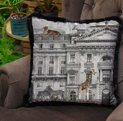 Luxus Designer Deko Kissen mit Fransen Prunkvolles Haus & Tiere Luxury Designer Decorative Pillow with Fringes Magnificent House & Animals