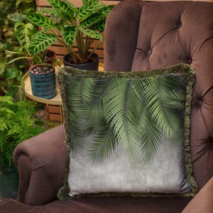 Casa Padrino Luxus Deko Kissen Palmenblätter Grau / Grün 45 x 45 cm - Bedrucktes Samt Kissen mit Fransen - Luxus Deko Accessoires