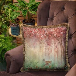 Luxus Designer Deko Kissen mit Fransen Wald und Tiere Mehrfarbig Braun Luxury Designer Decorative Pillow with Fringes Forest and Animals Multicolored Brown