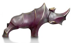 Casa Padrino Escultura Decorativa de Bronce de Diseño de Lujo Rinoceronte Púrpura Metálico / Negro / Oro 53 x 18 x A. 27 cm - Figura Decorativa de Bronce Abstracto - Hecho en Italia