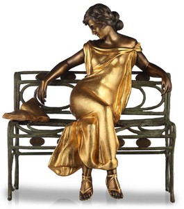 Casa Padrino escultura Art Nouveau de lujo dama en banco bronce con pátina / oro / verde antiguo A.65 cm - Figura decorativa de bronce hecha a mano - Calidad de lujo - Hecho en Italia