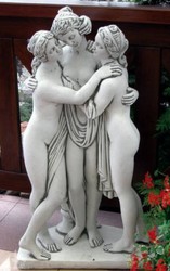 Casa Padrino Scultura Art Nouveau del Giardino 3 Signore Grigio A. 103 cm - Elegante Figura da Giardino in Pietra - Accessori Decorativi da Giardino Barocco e Art Nouveau