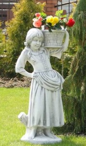 Casa Padrino Escultura Art Nouveau Chica con Maceta Gris 50 x 40 x A. 67 cm - Elegante Decoración de Jardín Figura de Piedra con Maceta - Accesorios de Decoración de Jardín Barroco y Art Nouveau