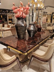 Luxus Art Deco Massivholz Esstisch Esszimmertisch Küchentisch Braun Beige Gold Luxury Art Deco Solid Wood Dining Room Table Kitchen Table Brown Beige Gold Luxus Art Deco Massivholz Esstisch Esszimmertisch Küchentisch Braun Beige Gold Luxury Art Deco Solid Wood Dining Room Table Kitchen Table Brown Beige Gold