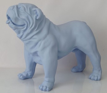 Casa Padrino figurine décorative de luxe chien bouledogue bleu clair 85 x 45 x H. 74 cm - Sculpture décorative en résine - Décoration de salon - Figurine animalière décorative de luxe