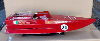 Casa Padrino bateau de vitesse de luxe avec support en bois massif rouge 97 x 35 x H. 22 cm - Bateau décoratif fait main - Bateau en bois - Maquette de bateau - Décoration de salon et bureau