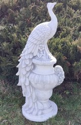 Casa Padrino baroque garden decoration sculpture peacock on vase white / gray H. 82 cm - Magnificent garden decoration stone figure - Baroque garden accessories - Baroque garden sculptures