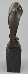 Casa Padrino figurine décorative en bronze de luxe chouette sur socle en marbre bronze / noir 7 x 7 x H. 33 cm - Sculpture décorative en bronze - Décoration de bureau - Accessoires de luxe