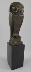 Casa Padrino figurine décorative en bronze de luxe chouette sur socle en marbre bronze / noir 7 x 7 x H. 33 cm - Sculpture décorative en bronze - Décoration de bureau - Accessoires de luxe