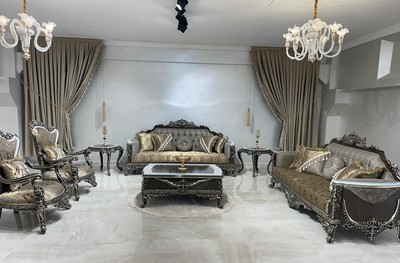Casa Padrino Luxus Barock Beistelltisch Schwarz / Weiß / Silber - Handgefertigter Massivholz Tisch im Barockstil - Luxus Wohnzimmer Möbel im Barockstil - Barock Möbel - Edel & Prunkvoll