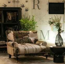 Casa Padrino luxury velvet armchair green / multicolored / black / brass 105 x 95 x H. 90 cm - Living room armchair - Hotel armchair - Living room furniture - Hotel furniture - Luxury furniture